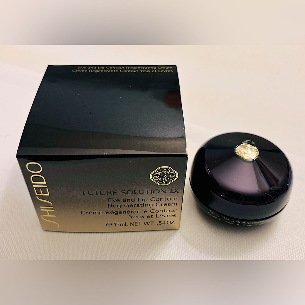Shiseido Eye and Lip Contour